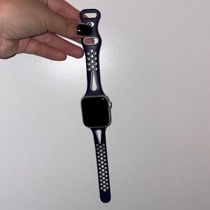 Apple Watch Series SE